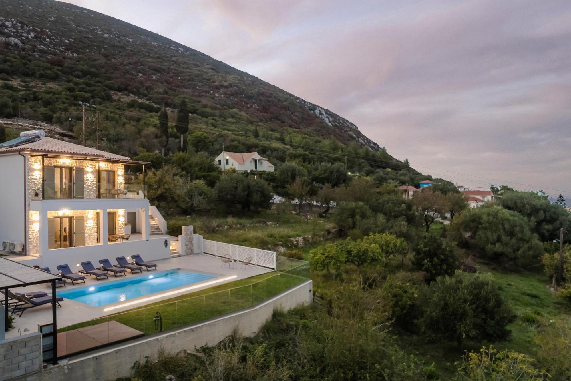 Azolaki Suites Bagian luar foto